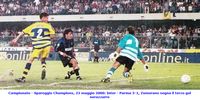 Campionato - Spareggio Champions, 23 maggio 2000: Inter - Parma 3-1,  Zamorano segna il terzo gol nerazzurro