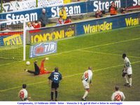 Campionato, 27 febbraio 2000:  Inter - Venezia 3-0, gol di Vieri e Inter in vantaggio