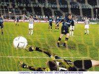 Campionato, 14 aprile 2001: Juventus - Inter 3-1, il gol di Vieri su rigore