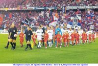 Champions League, 11 agosto 2004: Basilea - Inter 1-1, l'ingresso delle due squadre