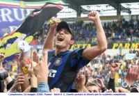 Campionato, 18 maggio 2008: Parma - Inter 0-2, Zanetti portato in trionfo per lo scudetto conquistato